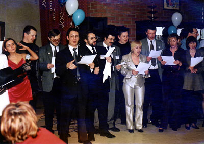 - А теперь раздали тексты и будем учить наш новый гимн. А Андрей на съезде говорил, что у нас нет своего гимна! Учим слова: